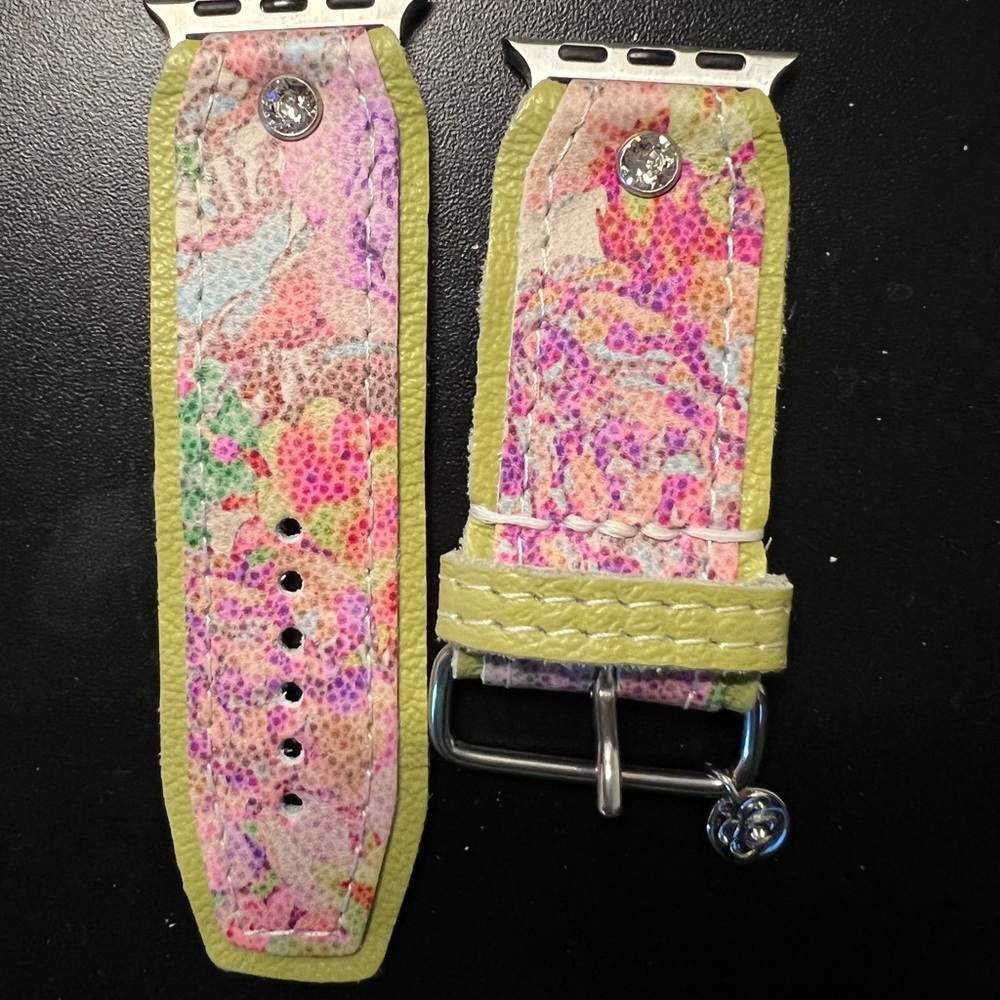 SparklBands Luxe line Grandfloria on lime green.